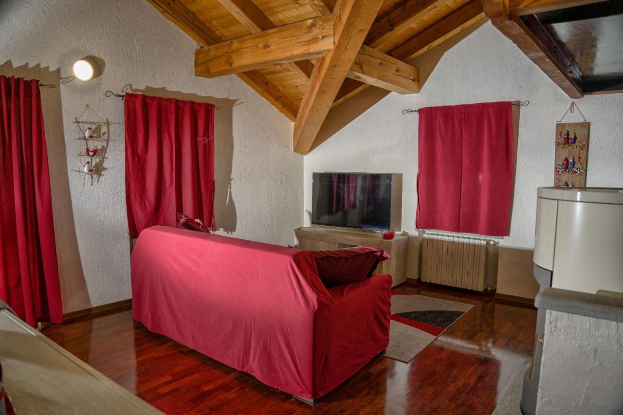 Agriturismo B&B Chevres A Cheval Charvensod Exterior foto
